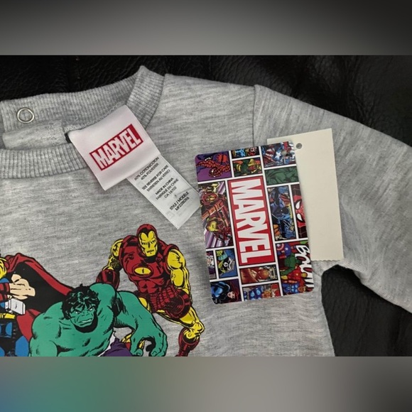 NEW baby Marvel crewneck sweater - Picture 3 of 4